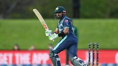 একইদিনে বিরাট ও রোহিতের রেকর্ড ভাঙলেন বাবর আজম