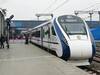 Vande Bharat Express: దక్షిణాదిన తొలి వందేభారత్ ఎక్స్ప్రెస్, అక్కడి నుంచే సర్వీసులు