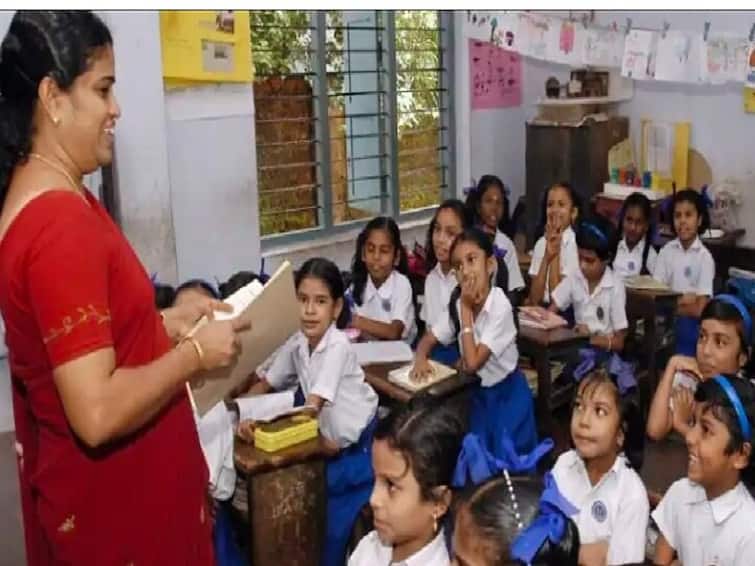 eknath shinde devendra fadnavis deepak kesarkar Rs 1100 crore subsidy to schools in the maharashtra  important decision in the cabinet meeting Maharashtra School: राज्यातील शाळांना 1100 कोटी रुपयांचं अनुदान, मंत्रिमंडळ बैठकीत महत्वाचा निर्णय