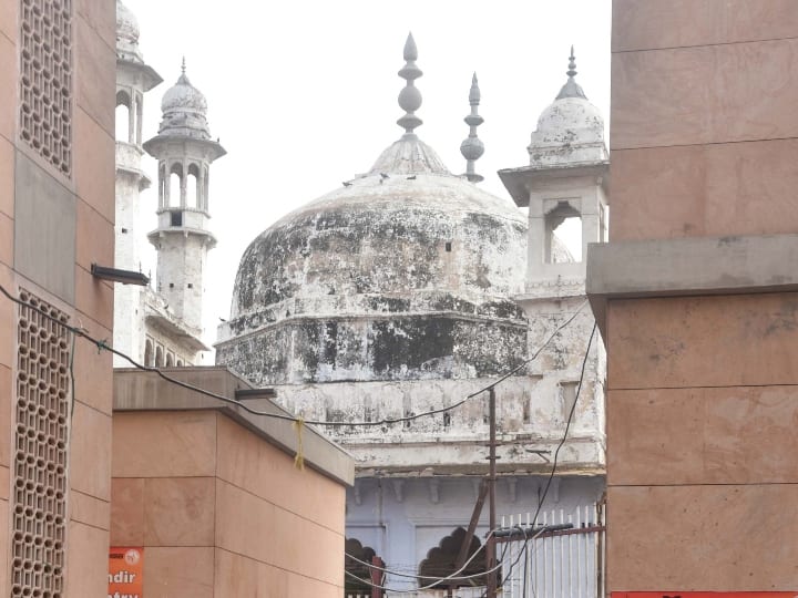 Allahabad High Court will hear petition of Masjid Arrangement today decision of District Judge has been challenged ANN Gyanvapi Case: ज्ञानवापी मस्जिद इंतजामिया की याचिका पर आज सुनवाई करेगा हाई कोर्ट, जिला जज के फैसले को दी है चुनौती