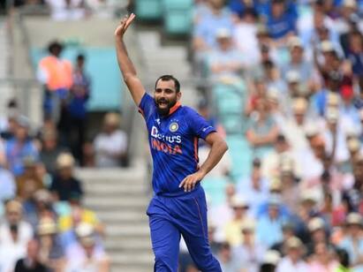 ICC T20 world cup mohammed shami replaces Jasprit Bumrah for Indian T20 Squad Shami Replaces Bumrah : பும்ராவுக்கு பதில் களமிறங்கும் ஷமி..! இந்திய பந்துவீச்சு வலுவாகிறதா..?