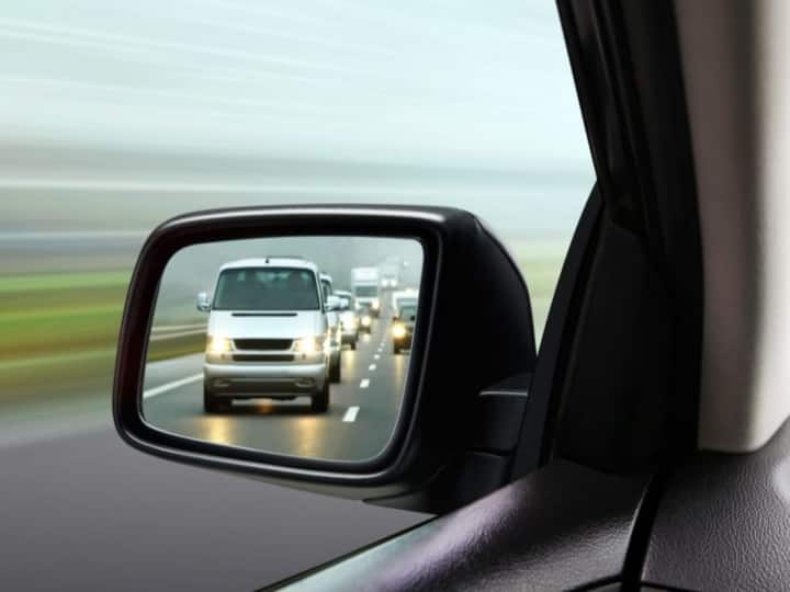 Know how to use car orvms to safe itself while driving car ORVMs Adjust Tips: कार के इस फीचर को इग्नोर करने से हो सकती है बड़ी दुर्घटना, जानें क्या है ये फीचर