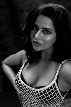 Raiza Wilson: அது கண்ணா இல்ல கரண்டா..ப்ளாக் அண்ட் வைட் ஃபோட்டோஷூட்டில் கலக்கிய ரைஸா!