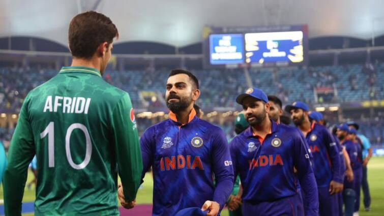 Captain Rohit Sharma claims India's playing eleven vs Pakistan has already been decided Rohit on Pakistan Match: মেগা পাক ডুয়েলে টিম ইন্ডিয়ার জার্সি কাদের গায়ে? সপ্তাহখানেক আগেই ঠিক করে ফেলেছেন রোহিত