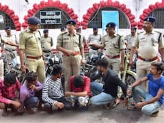 दुर्ग में वाहन चोर गिरोह का पर्दाफाश, 14 बाइक के साथ 6 गिरफ्तार, गले पर बनाया था कोड वर्ड