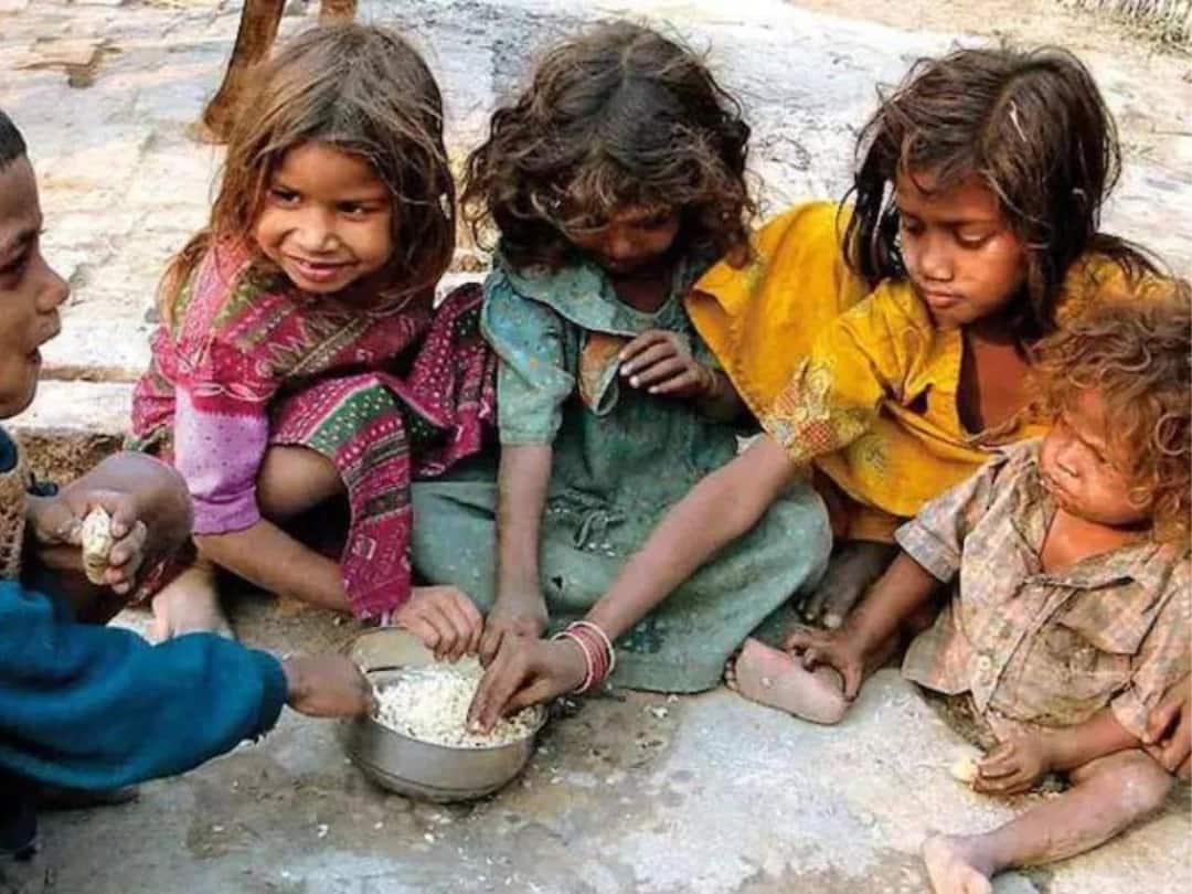 Global Hunger Index 2022: ఆకలి సూచీలో దారుణంగా పడిపోయిన భారత్ ర్యాంకు, మోదీ సర్కార్పై ప్రతిపక్షాల విమర్శలు Global Hunger Index 2022 India ranked 107 out of 121 countries Opposition Calls Modi Govt Disastrous Global Hunger Index 2022: ఆకలి సూచీలో దారుణంగా పడిపోయిన భారత్ ర్యాంకు, మోదీ సర్కార్పై ప్రతిపక్షాల విమర్శలు