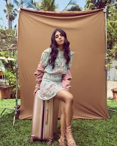 बेहद स्टाइलिश हैं मिथुन चक्रवर्ती की बेटी Dishani Chakraborty , तस्वीरों में देखें उनका कातिलाना अंदाज