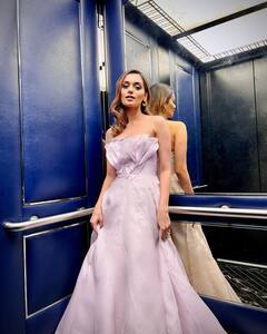 सिंड्रेला बन ये कहां चल दीं Manushi Chhillar, खूबसूरती देख कहीं आपको भी न हो जाए प्यार!