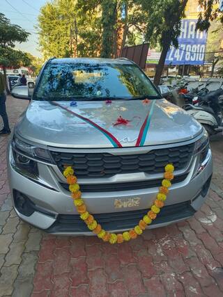 વલસાડ: એલસીબીને સુરત તરફ જતી કારમાંથી ઝડપી પાડ્યો  250 કિલો ગાંજો, કાર ચાલાક ફરાર