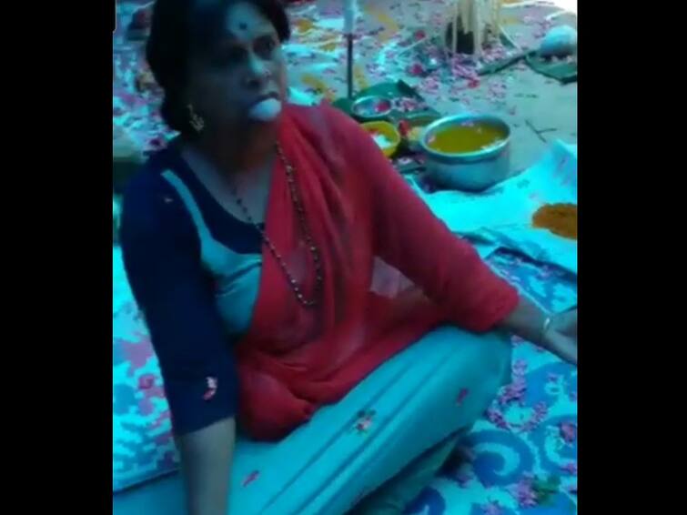 sorcerer brutally tortured the woman claiming to cure disease in Kanyakumari நோய் குணப்படுத்துவதாக கூறி  பெண்ணை கொடூரமாக துன்புறுத்திய மந்திரவாதி - அதிர்ச்சி காட்சிகள்