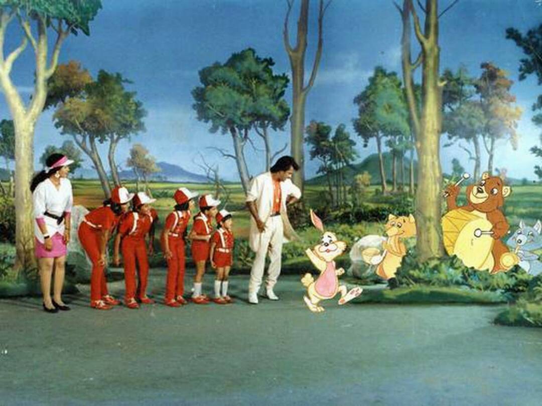 கைகளால் வரையப்பட்ட 84 ஆயிரம் கார்ட்டூன்கள்... ராஜா சின்ன ரோஜா பாடல்...வெளியான சுவாரஸ்யத் தகவல்!