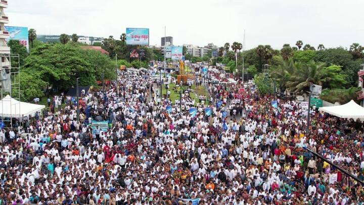 మూడు రాజధానులకు మద్దతుగా విశాఖలో భారీ ర్యాలీ