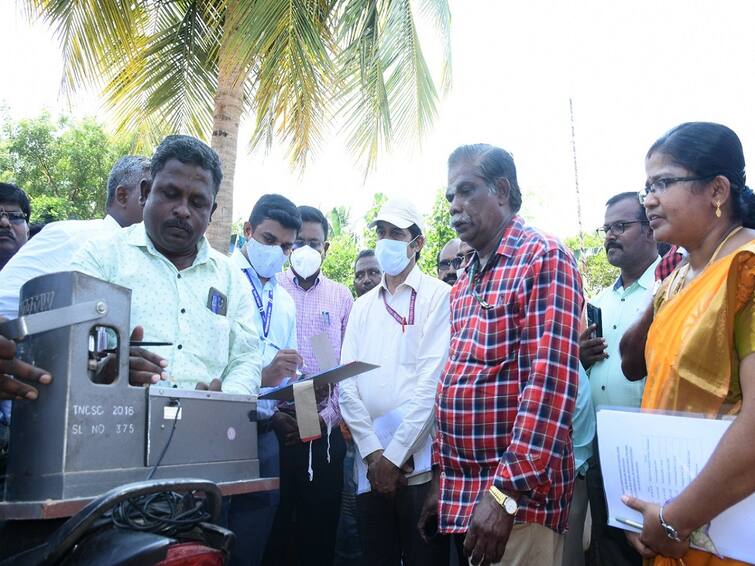 Farmers urged central committee to declare paddy moisture as 22 percent permanently TNN நெல் ஈரப்பதத்தை 22%  என நிரந்தரமாக அறிவிக்க வேண்டும் - விவசாயிகள் வலியுறுத்தல்