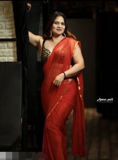 In Pics: मराठमोळ्या अभिनेत्रीच्या दिलखेचक अदा; चाहत्यांच्या मनावर करतेय राज्य