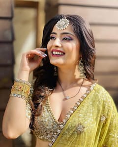 इन तस्वीरों में देखिए कैसी जिंदगी जीती थीं Vaishali Takkar, 29 साल की उम्र में दुनिया को कहा अलविदा