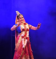 Hena Malini: পছন্দ করতেন ইতিহাস, একাদশ শ্রেণী অবধি পড়েই অভিনয়ে আসেন হেমা