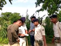 मद्य निषेध सिपाही परीक्षा के दौरान पुलिस ने दो मुन्ना भाइयों को दबोचा, चेकिंग में ब्लूटूथ के साथ धराए