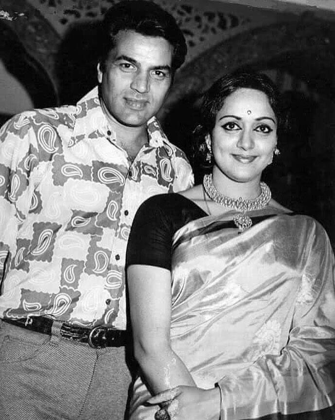 The hit actress tied-the-knot with one of the most popular actors of the time, Dharmendra, in 1980. The couple shared a great on-screen chemistry.
