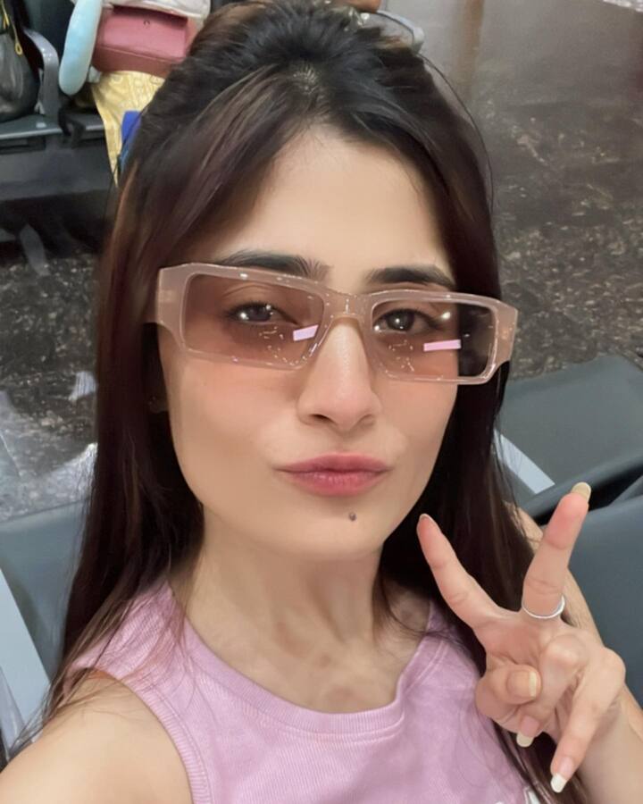 अभिनेत्रीने इंदूर येथील राहत्या घरी गळफास घेऊन आत्महत्या केली आहे. वैशालीच्या निधनाच्या बातमीने टीव्ही इंडस्ट्रीत सर्वांनाच आश्चर्यचकित केले आहे. मात्र, वैशालीने आत्महत्या का केली हा प्रश्न सर्वांनाच पडला असून पोलिस या प्रकरणाचा तपास करत आहेत.