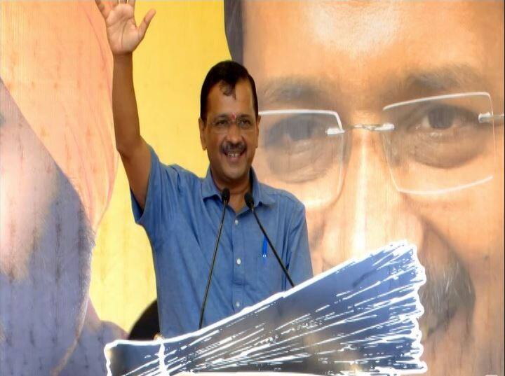 Aam Aadmi Party leader CM Arvind Kejriwal addressed the gathering in Bhavnagar Arvind Kejriwal Gujarat visit: ગુજરાતમાં AAPને કેટલી મળશે સીટ, કેજરીવાલે પોતે જ કર્યો ખુલાસો