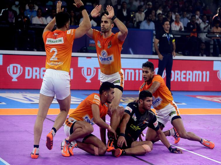 pro kabaddi league 2022 puneri paltan beat u mumba fazel atrachali nabibaksh PKL 9: यू मुंबा को हराकर पुनेरी पलटन ने हासिल की सीजन की पहली जीत, फजल अत्राचली और नबीबख्श चमके