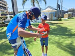 వచ్చి నాకు బౌలింగ్ వేయవా - 11 సంవత్సరాల పిల్లోడిని అడిగిన రోహిత్ - ఎవరా బాలుడు?