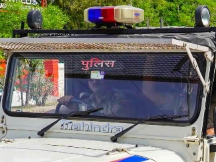 Rajasthan Crime News: नागौर के लाडनूं में जमीन के लिए जमकर चले लाठी-डंडे और सरिया, मारपीट में छह से अधिक लोग घायल Scuffle between two sides in in Land Dispute in Ladnun of Nagaur Rajasthan ANN Rajasthan Crime News: नागौर के लाडनूं में जमीन के लिए जमकर चले लाठी-डंडे और सरिया, मारपीट में छह से अधिक लोग घायल