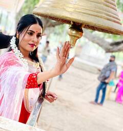 Monalisa और Aamrapali Dubey को पछाड़, बैक टू बैक तीन फिल्मों में धमाल मचाने के लिए Sanjana Pandey तैयार