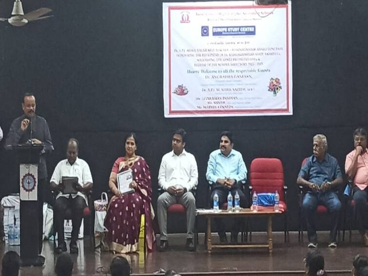 Former Puthiya Thalaimurai TV CEO RBU Shyamkumar speaks about teachers in chennai ’தினந்தோறும் சவால்களை சந்திப்பவர்கள் ஆசிரியர்கள்’  விருது வழங்கும் விழாவில் விருந்தினர்கள் பேச்சு..!