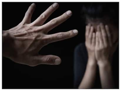 Lucknow Teen Gang molested In Auto Then Left On Road know details 3 மணிநேரம்... ஆட்டோவில் வைத்து இளம்பெண் பாலியல் வன்கொடுமை... உத்தரப்பிரதேசத்தில் மீண்டும் அதிர்ச்சி