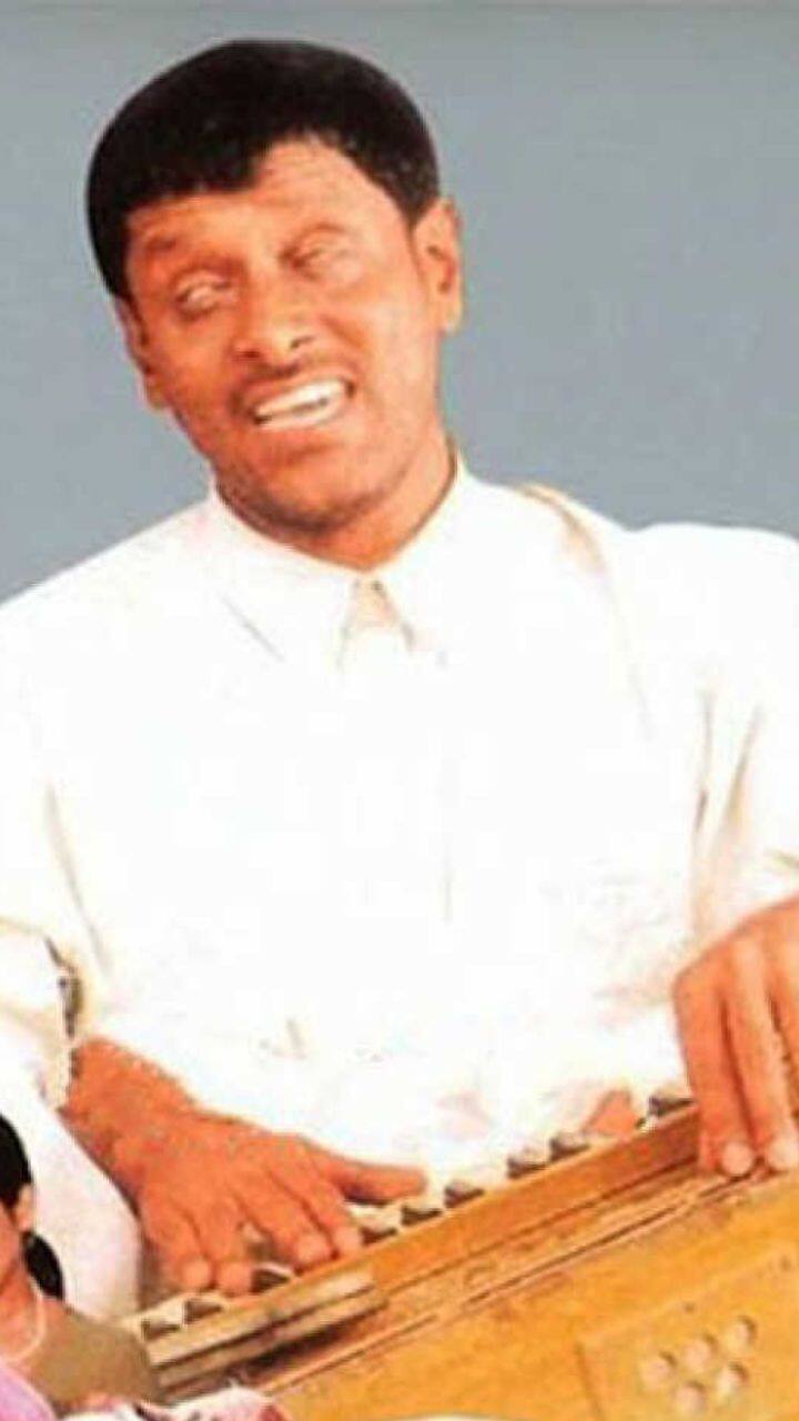 காசி படத்தில் கண் பார்வையற்றவராக வந்து கண்கலங்க வைத்தார்