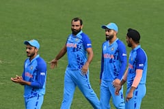 Mohammed Shami: 2,2,W,W,W,W; अखेरच्या षटकात मोहम्मद शामीची घातक गोलंदाजी