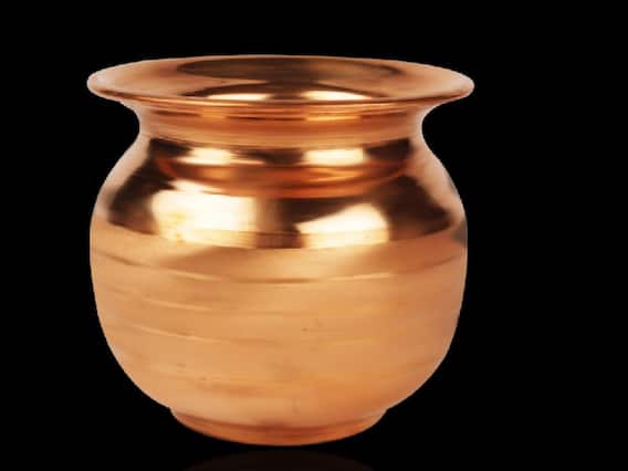 Ahoi Ashtami 2022: अहोई अष्टमी पर आज महिलाएं गलती भी न करें 5 काम, संतान पर पड़ेगा गहरा असर