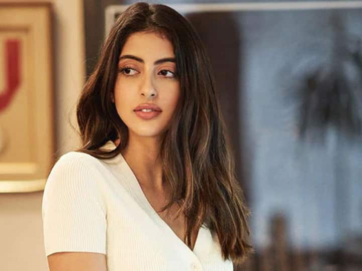 Navya Naveli Nanda shares an adorable picture featuring her Nani Jaya Bachchan and mother Shweta Bachchan Navya Naveli Nanda: नव्या नवेली नंदा की लेटेस्ट फोटो में दिखी तीन जेनेरेशन, तस्वीर देख फैंस ने की जमकर तारीफ