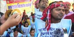 Job Seekers Protest: নিয়োগে দুর্নীতি ইস্য়ুতে কবিগানে প্রতিবাদ, ধর্মতলায় চাকরি প্রার্থীদের ধর্না