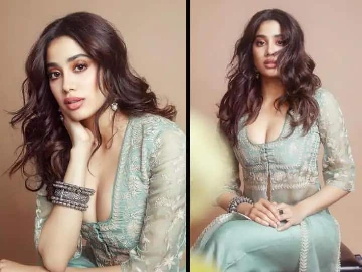 Janhvi Kapoor Latest Pics: બી ટાઉનની જાણીતી એક્ટ્રેસ જ્હાન્વી કપૂર આજકાલ પોતાની અપકમિંગ ફિલ્મના કારણે ચર્ચામા છે,