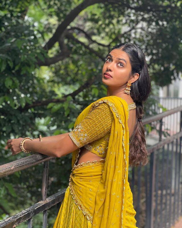 శివానీ రాజశేఖర్ లేటెస్ట్ ఫొటోలు (Photo Courtesy: Shivani Rajasekhar Instagram)