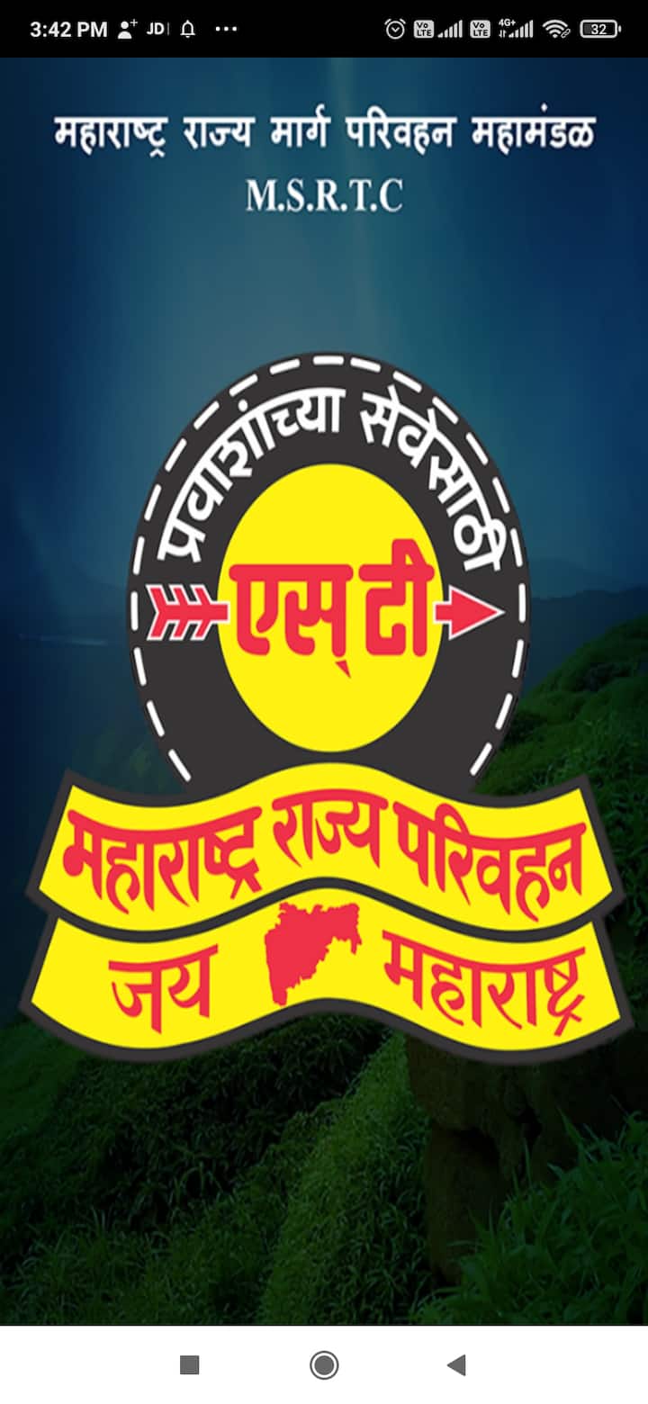 महाराष्ट्र राज्य मार्ग परिवहन महामंडळातर्फे सोप्या पद्धतीने तिकीट बुक करण्यासाठी MSRTC नावाचं अॅप उपलब्ध करून दिलं आहे जे तुम्ही अॅपस्टोअर मधून डाऊनलोड करू शकता.