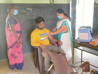 Corona Positive 1 Discharge 1 Death  0 in Karur. கரூரில் இன்று புதிதாக ஒருவருக்கும் நாமக்கலில் ஒருவருக்கும் தொற்று பாதிப்பு.