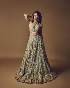 PHOTO: पारंपारिक लुकमध्ये अनन्या पांडेने केला कहर, दिसतेय ड्रीमगर्ल!