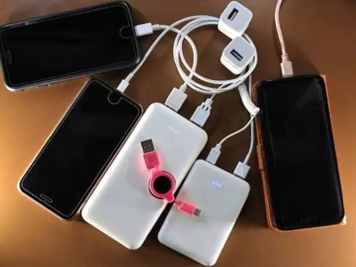 আপনি যখন আপনার ফোন কম্পিউটারের সঙ্গে যুক্ত করে ফাইলগুলি শেয়ার করতে চান বা ডিভাইসটি চার্জ করতে চান তখন একটি তাত্ক্ষণিক বার্তা দেখতে পান ফোনে৷