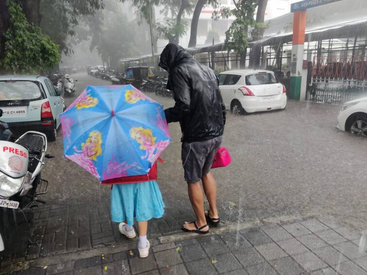 Intense rainfall may dampen Diwali shopping plans in Pune Pune Rain: पुणेकरांच्या दिवाळी खरेदीवर पाणी! पुढील दोन दिवस पुण्यात मुसळधार पावसाची शक्यता