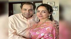 Hema Malini: ਹੇਮਾ ਮਾਲਿਨੀ ਨੇ ਧਰਮਿੰਦਰ ਨਾਲ ਸ਼ੇਅਰ ਕੀਤੀਆਂ ਫ਼ੋਟੋਆਂ, ਫ਼ੈਨਜ਼ ਨੇ ਕਿਹਾ- ਹਾਲੇ ਵੀ ਇਹ ਜੋੜਾ ਜਵਾਨ ਹੈ