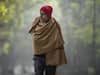 Delhi-NCR Weather Updates: दिल्ली-एनसीआर में सर्दी के साथ-साथ बढ़ने लगा वायु प्रदूषण का प्रकोप, AQI 400 के पार