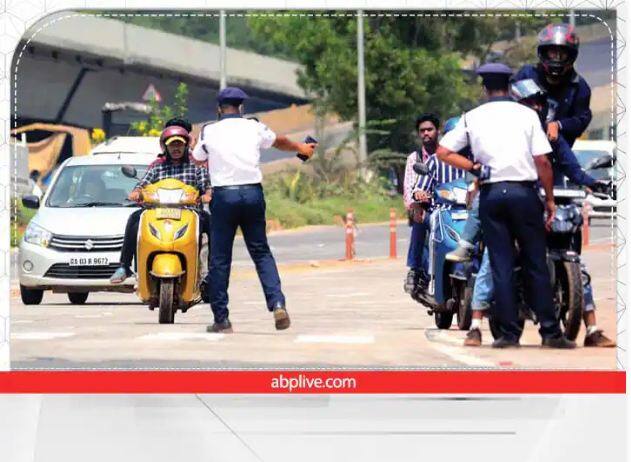 Traffic rules: Traffic police cannot do this work after stopping on the road Traffic Rules: ਸੜਕ 'ਤੇ ਰੁਕਣ ਤੋਂ ਬਾਅਦ ਟ੍ਰੈਫਿਕ ਪੁਲਿਸ ਨਹੀਂ ਕਰ ਸਕਦੀ ਇਹ ਕੰਮ, ਜਾਣੋ ਕੀ ਹਨ ਤੁਹਾਡੇ ਅਧਿਕਾਰ