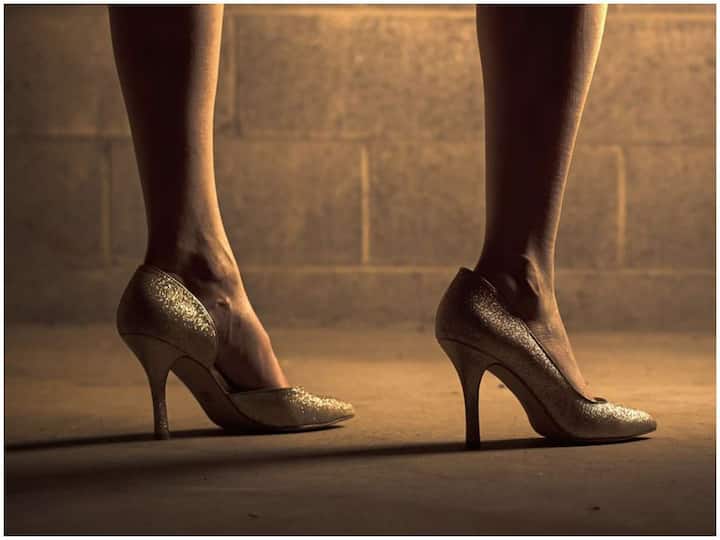 Do you know how dangerous it is to wear high heels for long hours? High Heels: ఎక్కువ గంటల పాటూ హైహీల్స్‌తో ఉంటే ఎంత ప్రమాదమో తెలుసా?