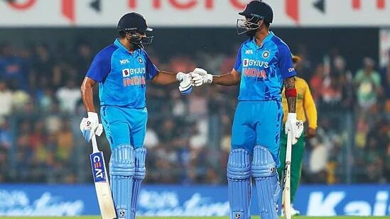 Live Blog: T20 World Cup 2022: india vs australia warm up game live score update and streaming T20 WC 2022, Warm-Up Score: ભારતનો 6 રને વિજય, શમીએ છેલ્લી ઓવરમાં કાંગારુઓના હાથમાંથી છીનવી જીત