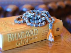 Morning Tips: सुबह उठकर दिख जाएं ये 5 चीजें तो मिलते हैं धन लाभ के संकेत