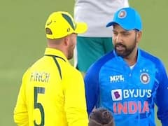 T20 World Cup 2022: वॉर्म-अप मुकाबले में ऑस्ट्रेलिया ने पहले गेंदबाजी चुनी, ऐसी है इंडिया की प्लेइंग 11