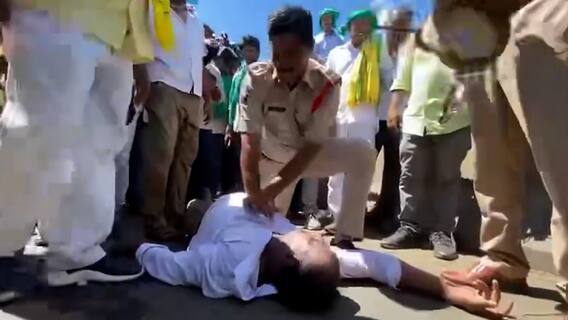 CI CPR For Amaravati Farmer : రాజమండ్రి పాదయాత్రలో రైతుకు సీపీఆర్ చేసిన పోలీస్ | DNN | ABP Desam